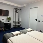 Garbarska 22 Апартаменты 3*